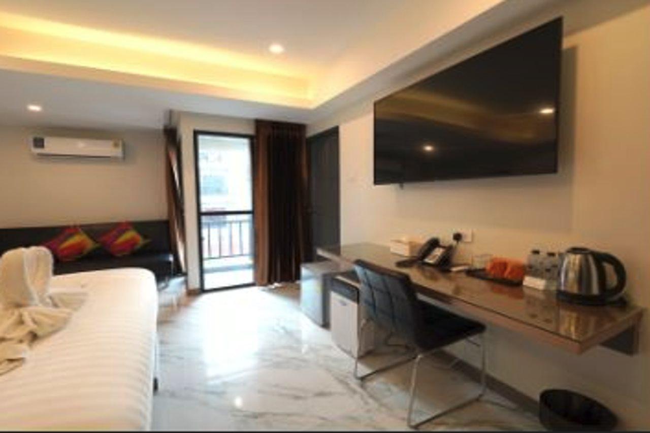 Roomquest Sukhumvit36 Bts Thonglor Bangkok Exterior foto